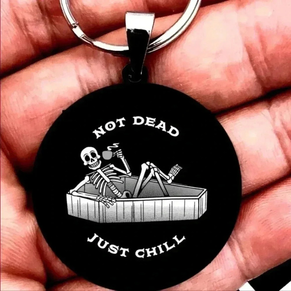 Skeleton relax hot chamber Keychain - Picture 1 of 1